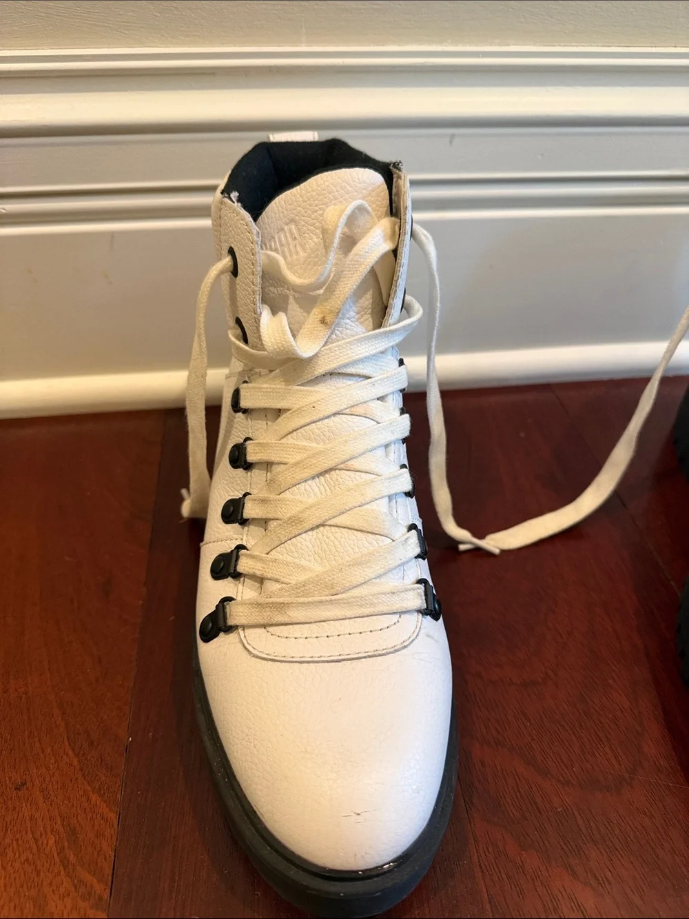Cougar White Lace-Up Waterproof Winter Boots with Black Sole